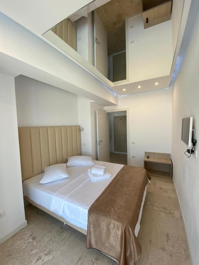Apartament Ella Front View Navodari Exterior photo